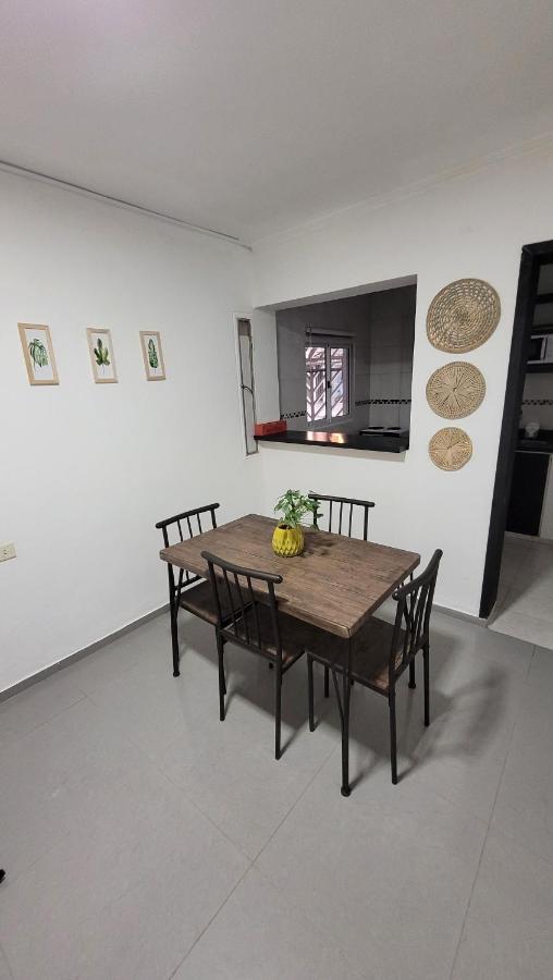 Duplex Donovan Resistencia Exterior foto